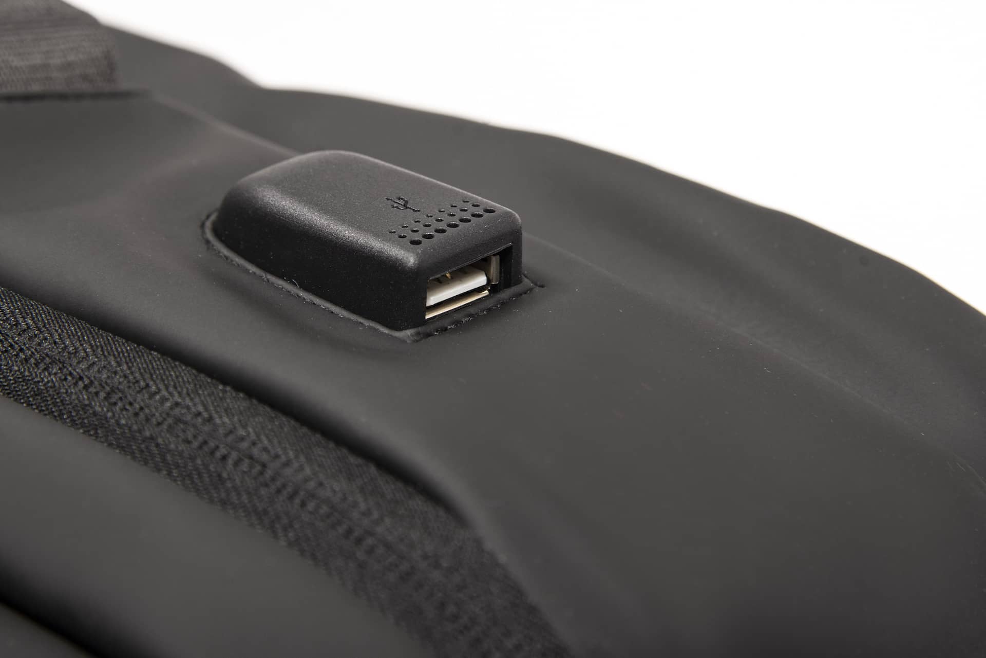 nike backpack with phone charger 3 Brand matching Pencil Case Black One Size (18L) The Nike Utility Speed 2.0 backpack is not just your average bag Travel Backpacks with Phone Chargers