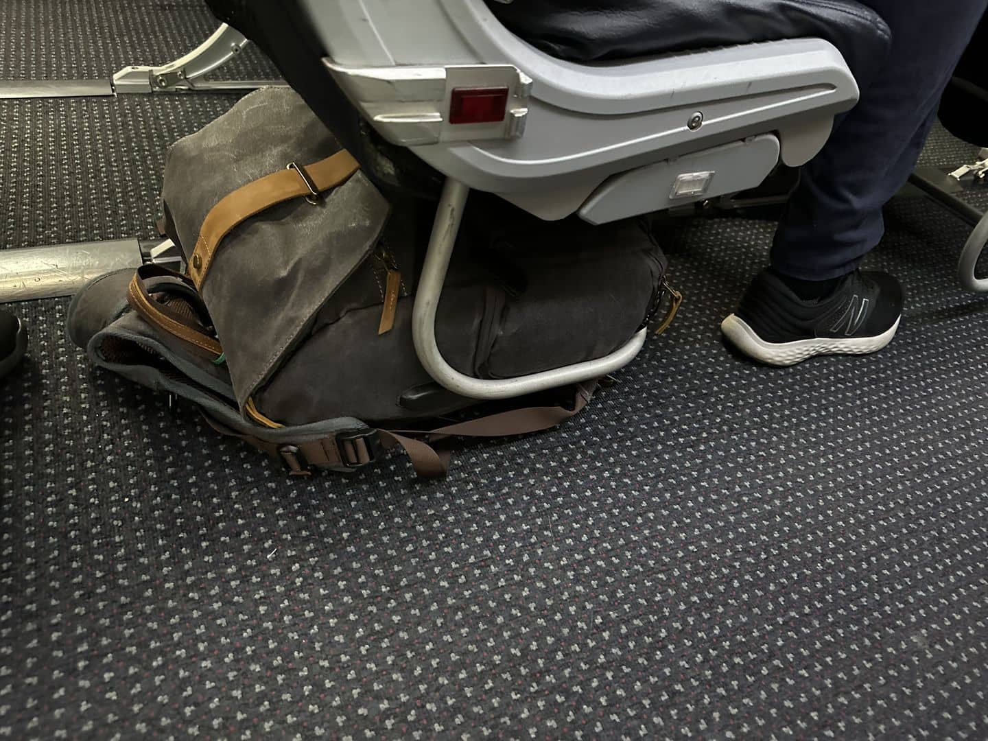 Best Underseat Backpacks for Air Travel - Travel Carry-On Backpack - Sunny 16