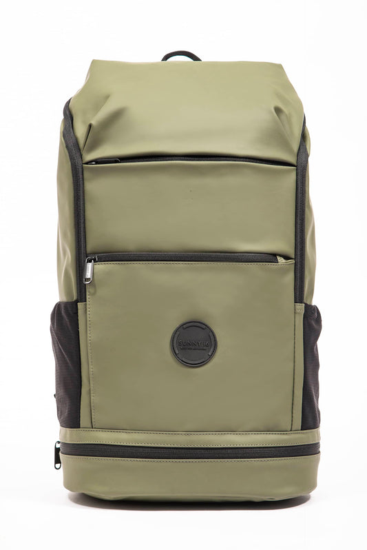 Weekender Travel Backpacks with Shoe Compartment and Pocket - Sunny 16