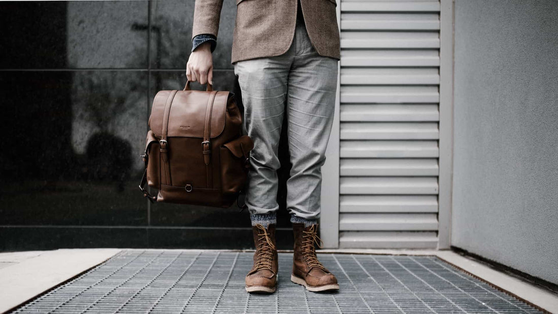 9 Seriously Cool Leather Camera Bags