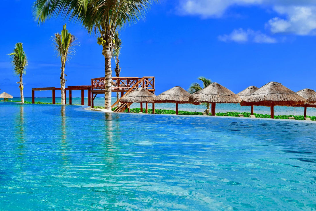 19 Best Places to Visit in December: USA, Europe & Beyond
