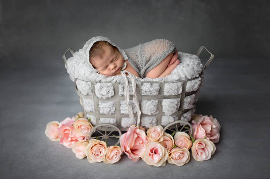 How to Photograph Newborns - How to Do Newborn Photography - Newborn Wrapping Photos - Sunny 16 - Header