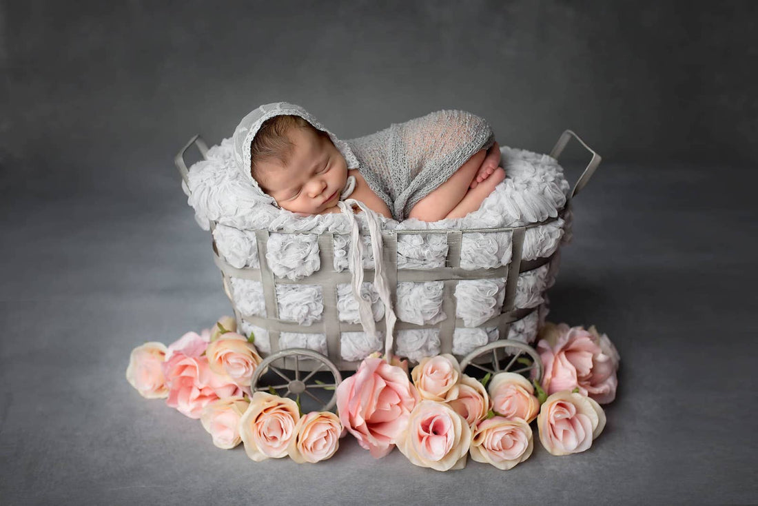 Newborn Photography: How to Photograph Newborns