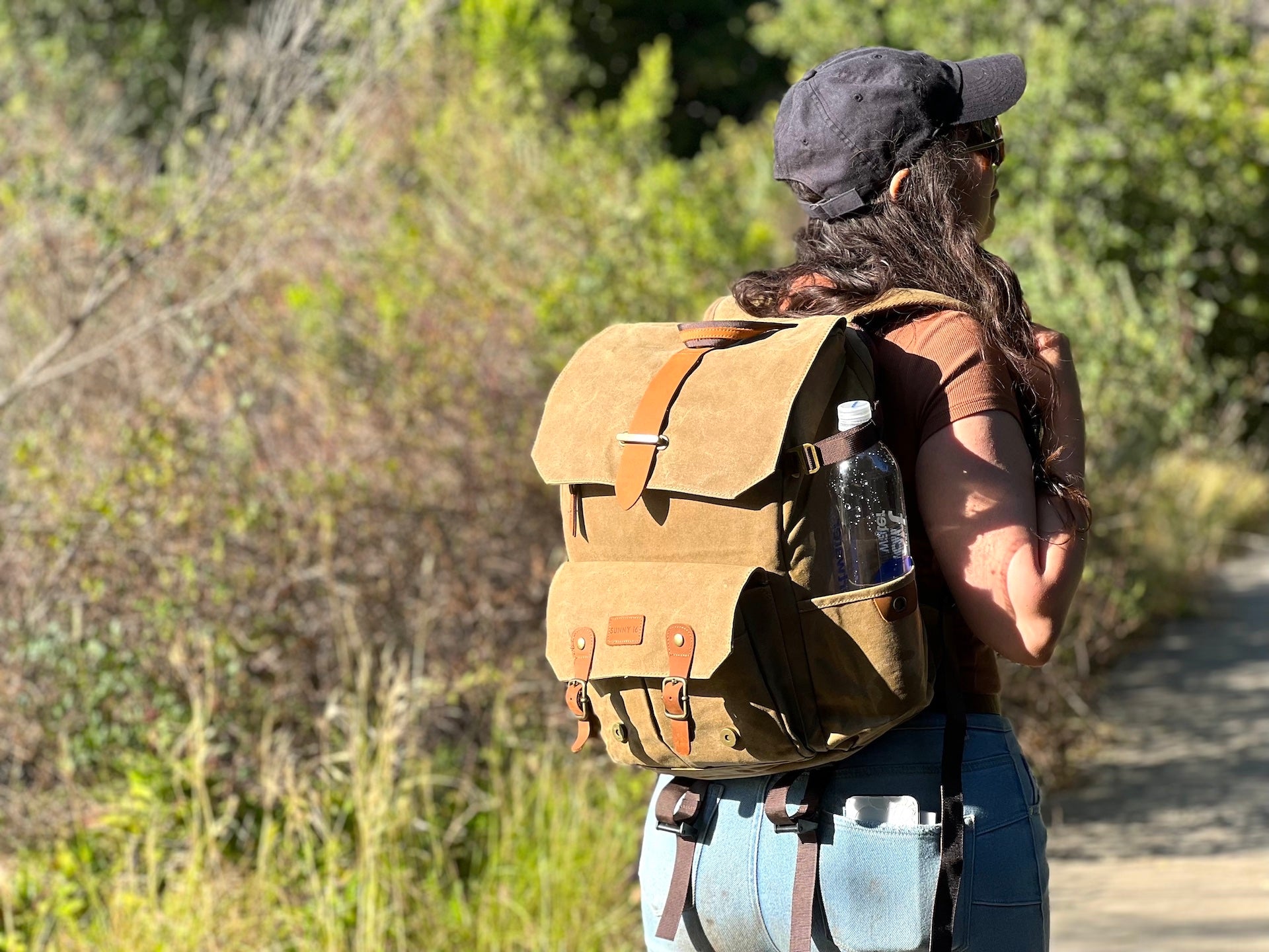 Camera Bag for Mirrorless Cameras | Sunny 16 Voyager Backpack