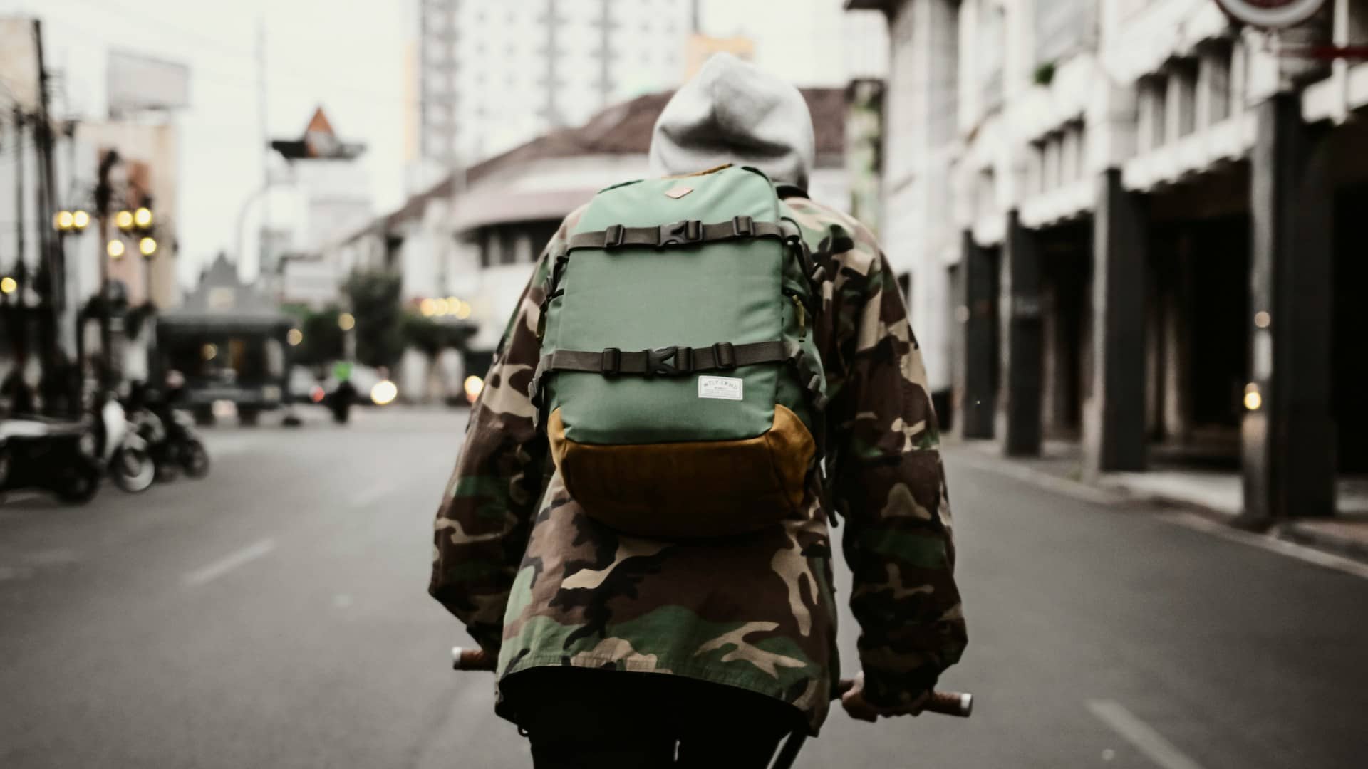 Mens Best EDC Backpack - Small Everyday Carry - Sunny 16