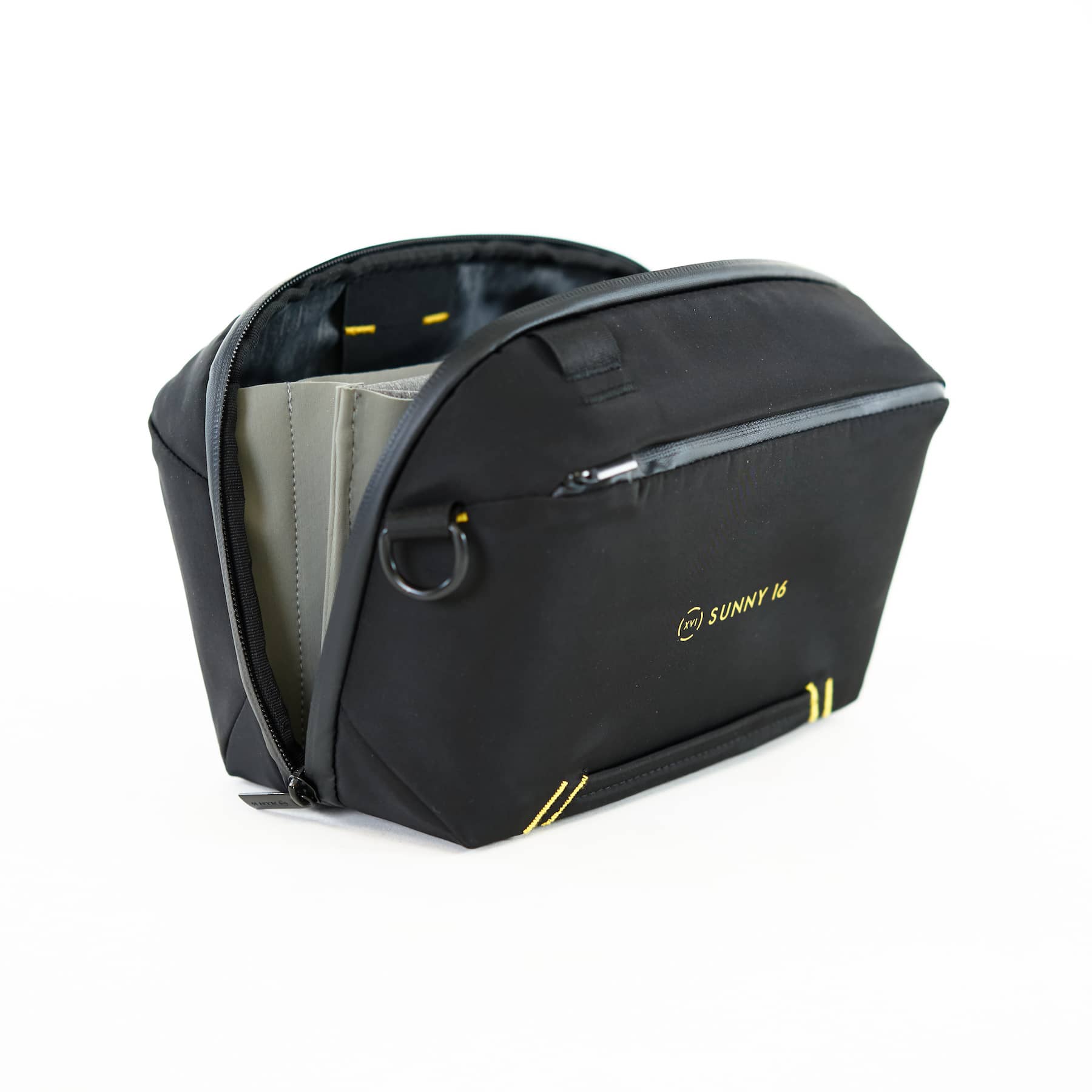 This Bag Has a Big Flaw. Sunny 16 Voyager Camera Bag Review